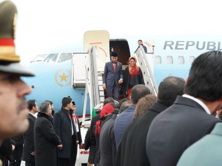 Jokowi Disambut Salju Afghanistan
