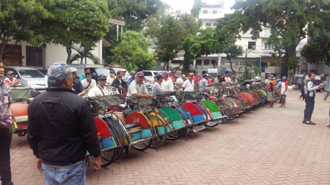 Sandi Minta Warga  tak Buruk Sangka Soal Mobilisasi Becak