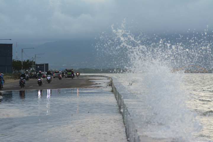 Fenomena Super Blue Blood Moon Sebabkan Pasang Maksimum