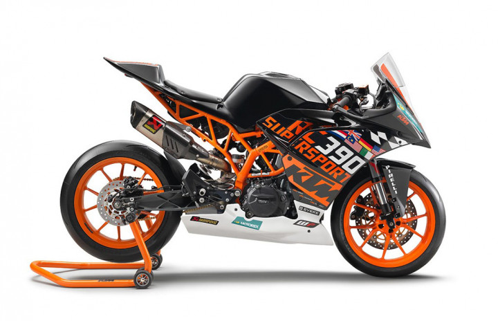KTM RC390R, Versi <i>Track Use Only</i> Cuma 500 Unit