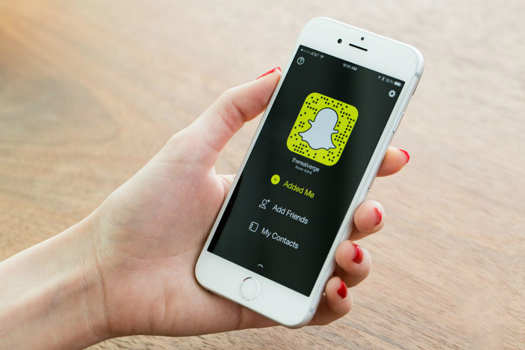 Snap Inc meluncurkan Snap Store, toko dalam aplikasi Snapchat.