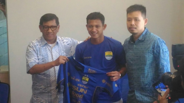 Persib Resmi Rekrut Muchlis Hadi