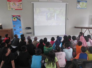 Selektif Memilih Tontonan untuk Anak