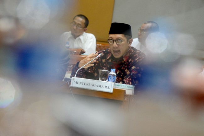 Menteri Lukman Tersengat Ikan Pari