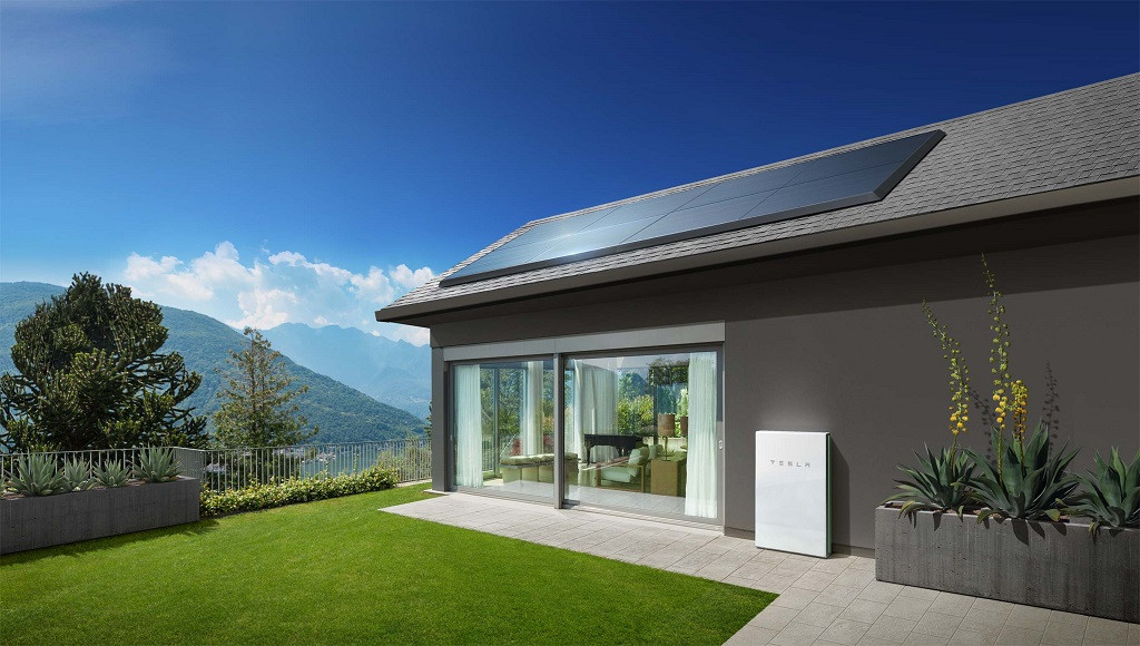 Australia Selatan ingin memasang panel surya dan Powerwall di puluhan ribu rumah warga.