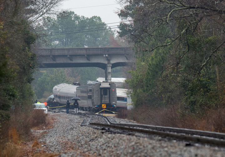Kecelakaan Kereta Amtrak di AS, 2 Tewas dan 116 Terluka