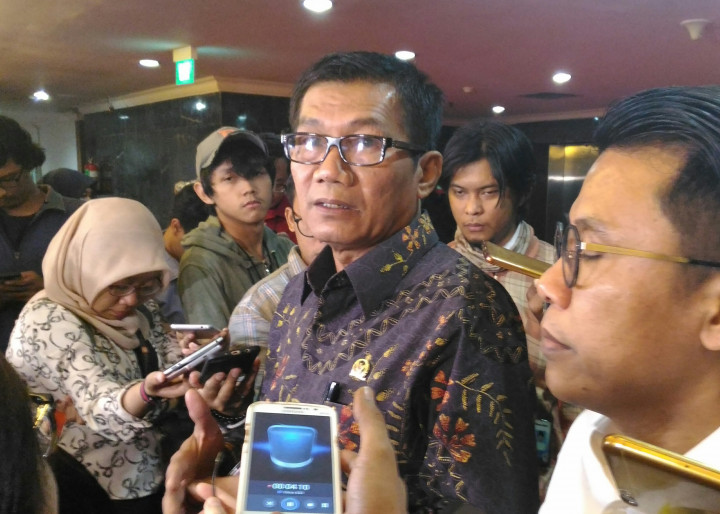 Keputusan Politik Paksa Pansus KPK Menyerah