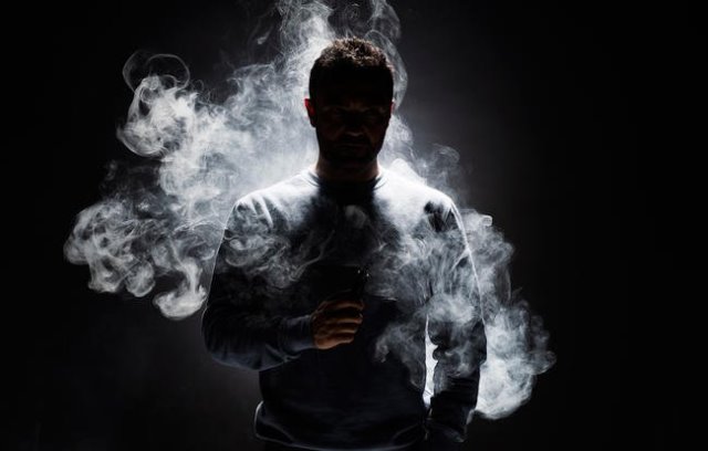 Studi: Vaping Berisiko Terkena Kanker dan Penyakit Jantung