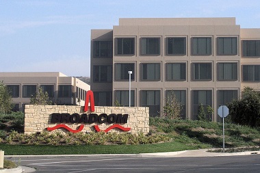 Demi Beli Qualcomm, Broadcom Naikkan Tawaran Jadi Rp1.645 Triliun