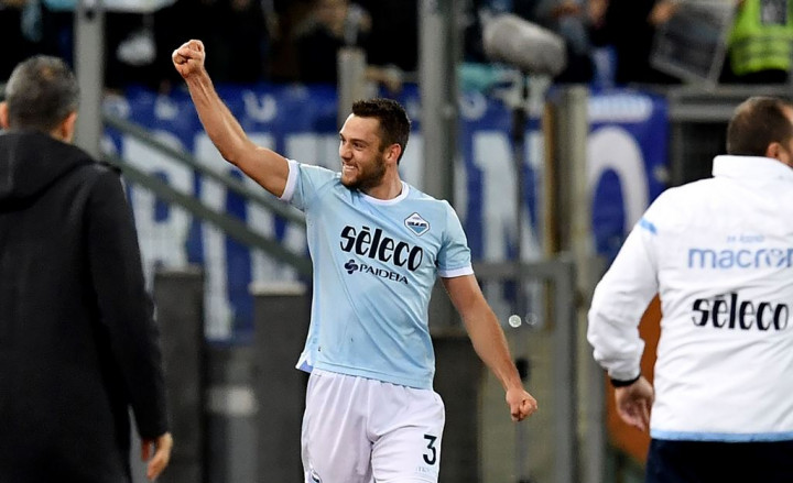 De Vrij sudah Sepakat Perpanjang Kontrak, tapi ....