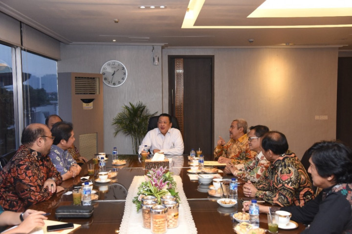 REI Ditantang Bangun Rumah untuk Milenial