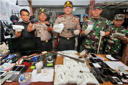 Gerebek Kampung Boncos, Polisi Sita 64 Gram Sabu