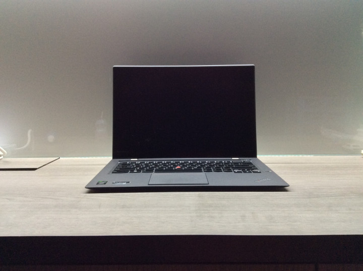 Lenovo Tarik Sebagian ThinkPad X1 Carbon Bermasalah