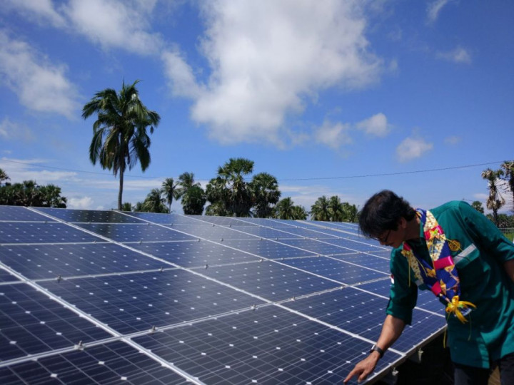 PLTS Terpusat 100 kWp di Desa Balang Datu Diresmikan