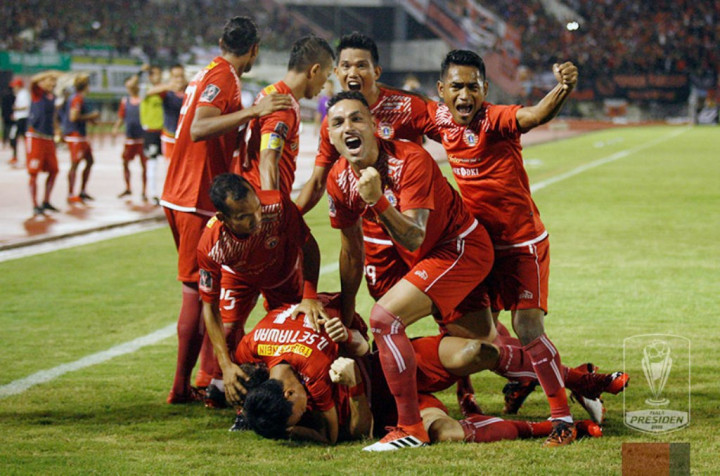 Unggul Agregat Meyakinkan, Teco Minta Persija Tak Lengah