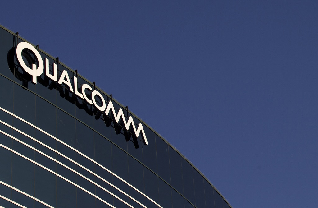 Qualcomm dikabarkan akan bertemu dengan Broadcom. (AP Photo Gregory Bull, File)