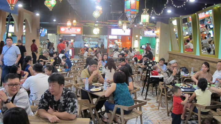 Rasa Berpadu Cerita ala Pasar Malam di Summarecon Mal Serpong