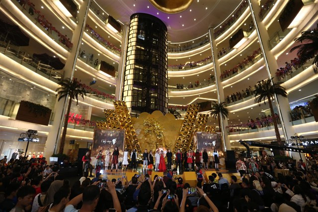 Golden Glam Inspirasi Perpaduan Kekayaan Budaya Indonesia dalam Nuansa Imlek