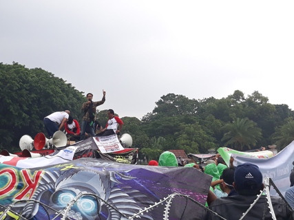 Pengemudi Taksi Online Minta Permenhub 108 Dicabut