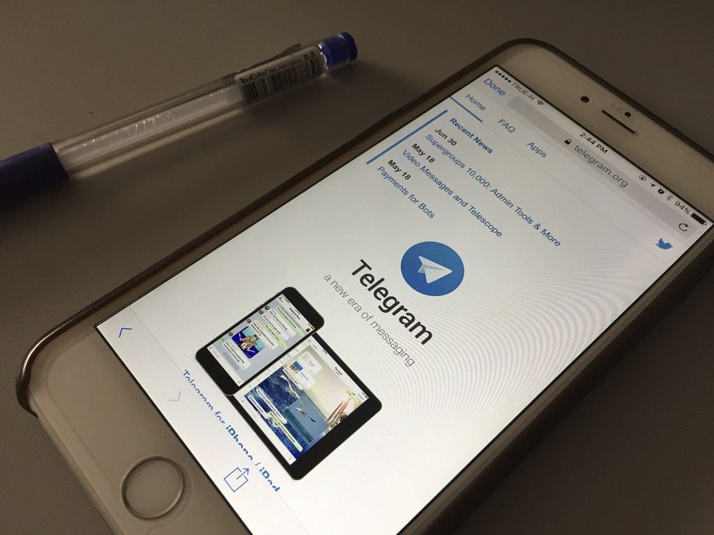 Telegram versi desktop sempat disusupi malware ntuk menambang cryptocurrency. (AP Photo, File)