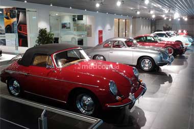 Porsche Indonesia Pamerkan Koleksi Mobil Klasik