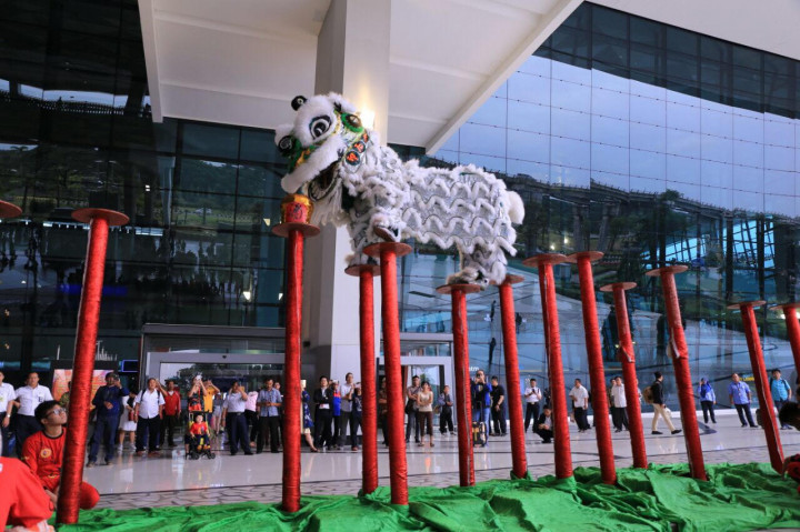Ada Barongsai dan Bazar Makanan di Bandara Soetta