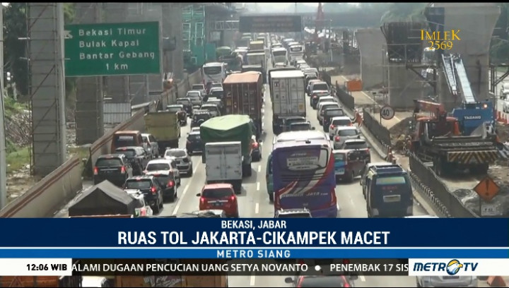 Tol Cikampek Macet
