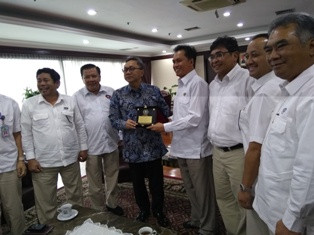Ketua DPR dan BPH Migas.Medcom/Kautsar.