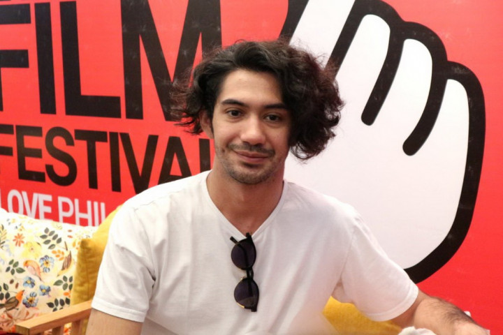 Reza Rahadian Sebut Kebanyakan Audisi Aktor Film Terjebak pada Tampilan Fisik