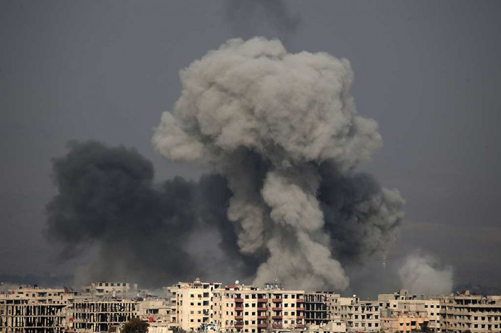 Dihujani Bom, Warga Ghouta Seakan 'Menunggu Ajal'
