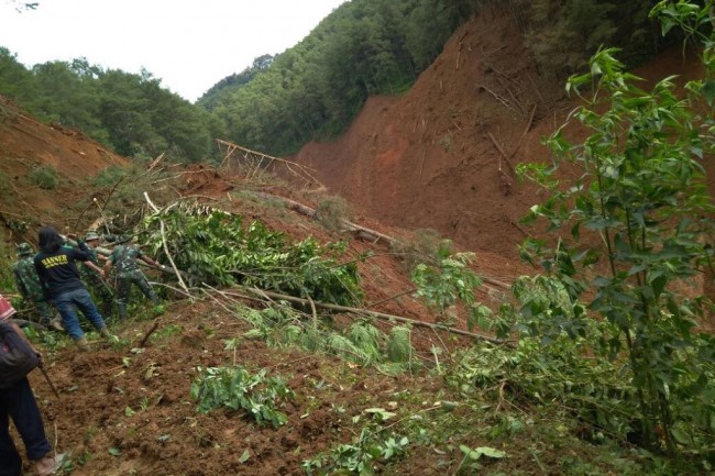 Longsor Brebes, Satu Tewas, 14 Hilang