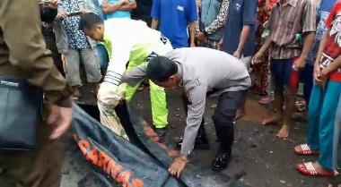 Tim Gabungan Temukan Potongan Tubuh Korban Longsor Brebes