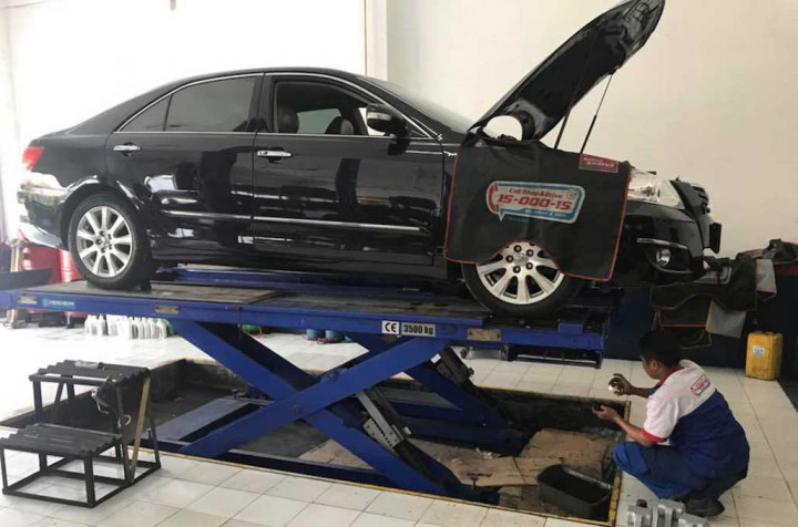 Ganti Oli Mobil Kini Bisa Dilayani di Rumah