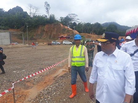 Kemenhub Bakal Buat 6 Dry Port Selain Entikong