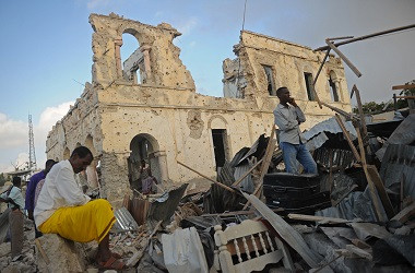 Dua Bom Mobil Meledak di Somalia, 38 Orang Tewas