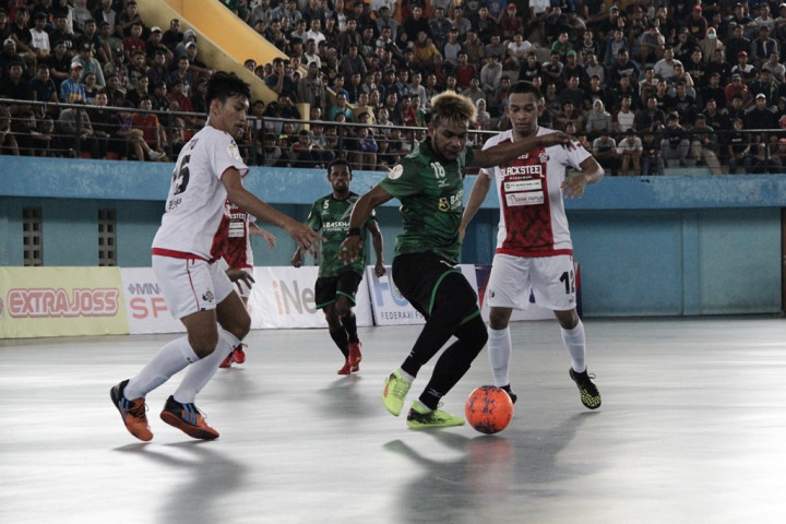 Black Steel Nyaris Dipermalukan Tuan Rumah BTS