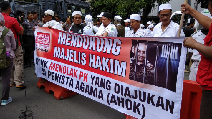 Persaudaraan Alumni 212 Tuntut Hakim Tolak PK Ahok