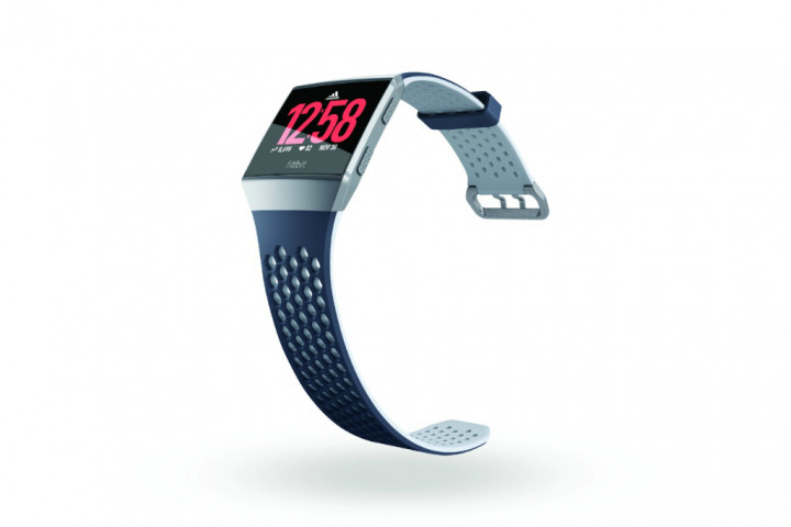 Gandeng Adidas, Fitbit Rilis Smartwatch Baru Pada Maret