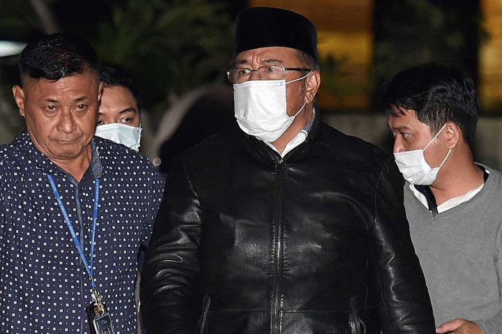 Kena OTT, Wali Kota Kendari dan Ayahnya Dibawa ke Jakarta