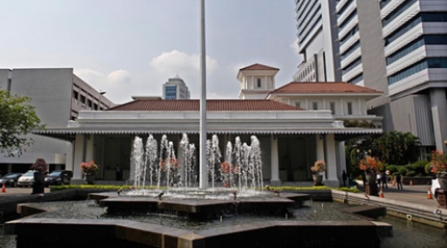 Penyerapan APBD DKI Meleset