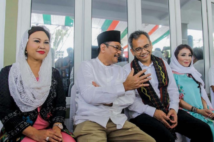 Djarot dan Keluarga Kontrak Rumah di Medan