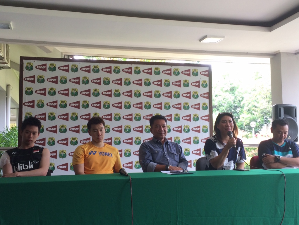 Kabid Binpres PBSI Susy Susanti (dua dari kanan) saat berbicara di sesi konferensi pers terkait kesiapan PBSI tampil di All England (Foto: medcom.id/Monica Felicitas Gracia V)