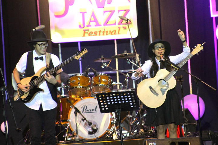 Menanti Elek Yo Band, Endah N Rhesa Pimpin Paduan Suara Penonton Java Jazz 2018
