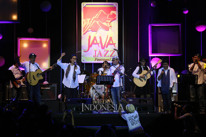 Kerennya Penampilan Elek Yo Band di Java Jazz Festival
