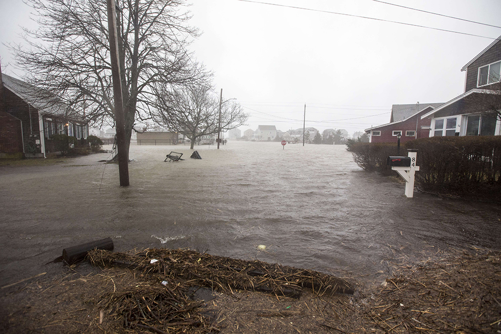Pantai Timur AS Dihantam Badai, Ribuan Penerbangan Batal