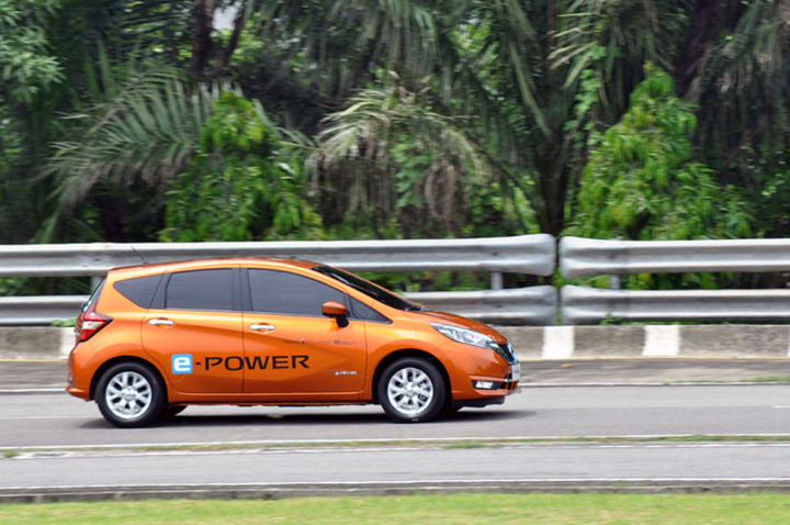 Baterai Mobil Listrik Teruji Aman dari Banjir
