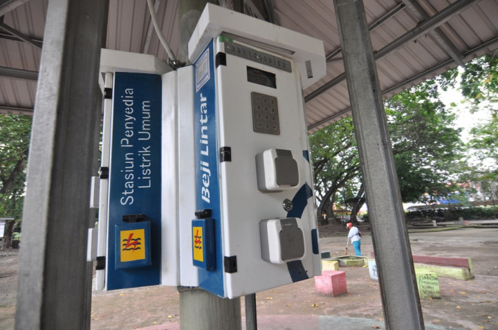 Tujuh SPLU Masuk dan Menerangi UMKM Karimun