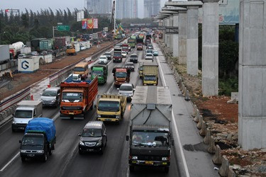 Pro Kontra Sistem Ganjil Genap Tol Cikampek