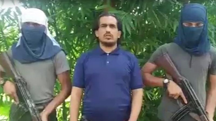 Diduga Danai Militan Rohingya, Eks Anggota Parlemen Myanmar Ditangkap