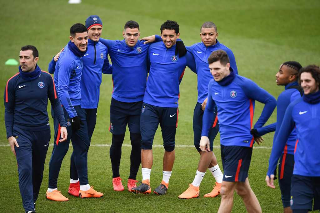 Pemain PSG berlatih jelang laga kontra Madrid (Foto: AFP/FRANCK FIFE)